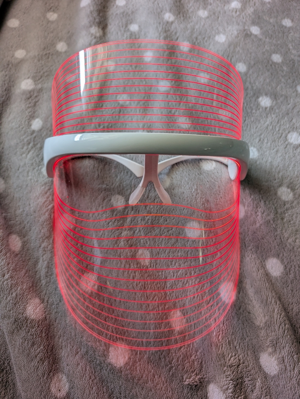 LED light Therapy Shield - Picture 2 of 6